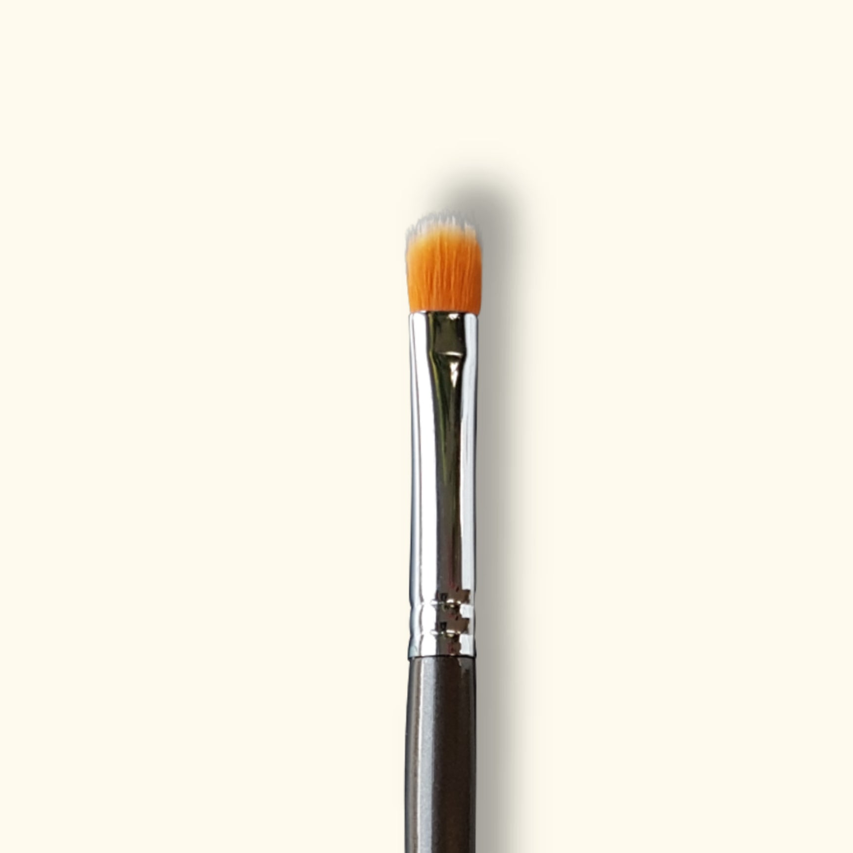 No. 106 - Mini Flat Duo Fibre Stipple Brush