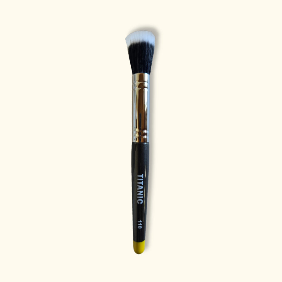 No. 110 - Natural Foundation Brush