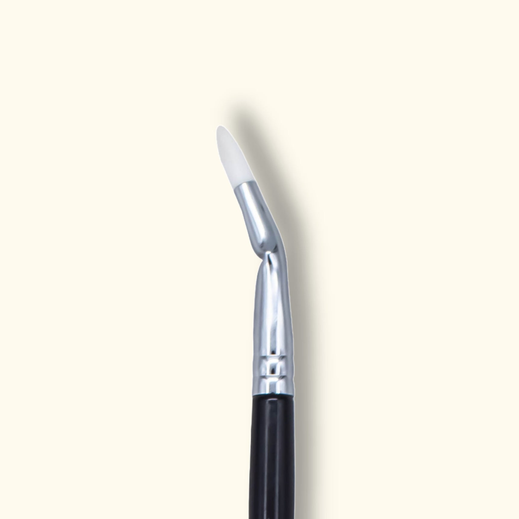 No. 116 - Medium Bent Glue Brush
