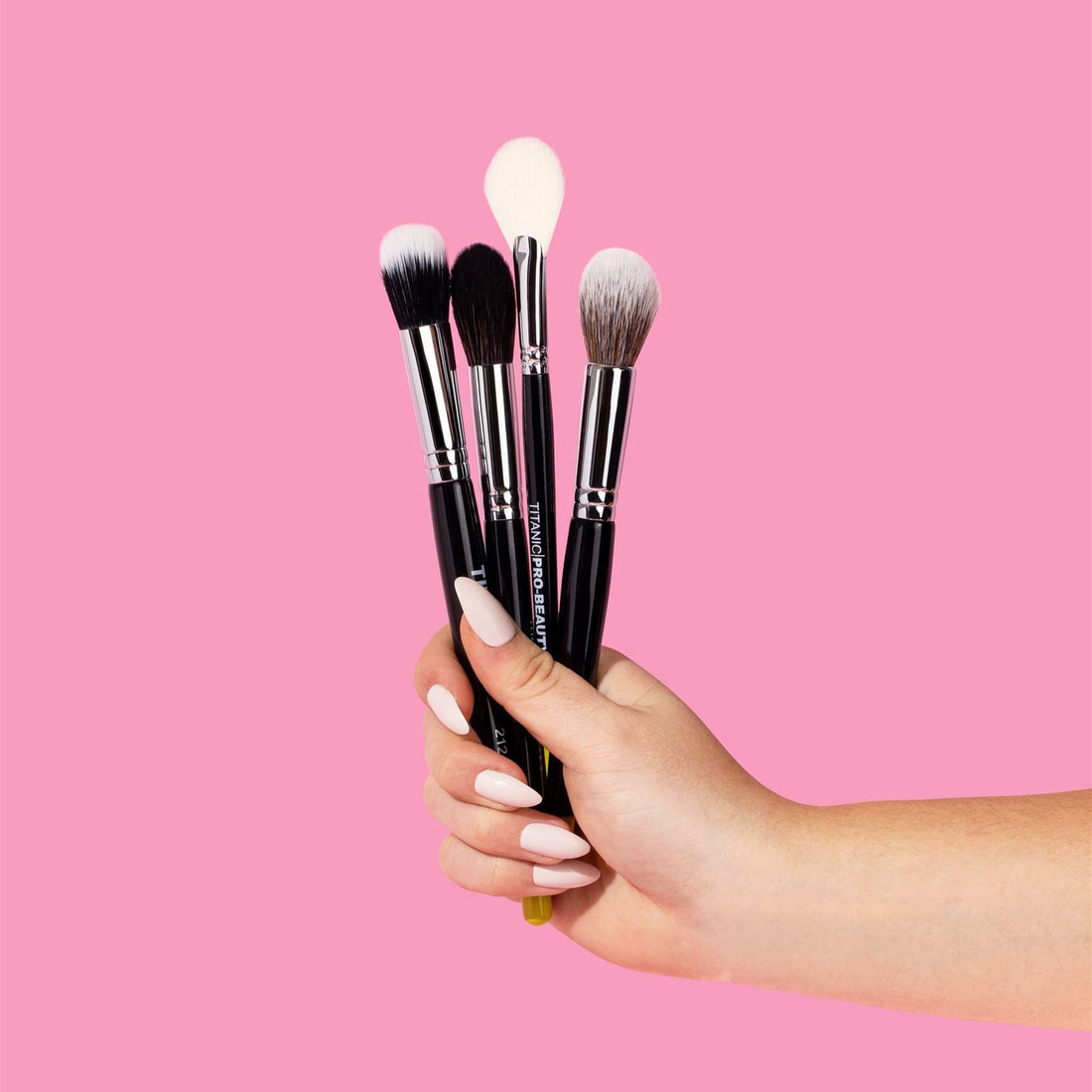 The Fluff & Buff - Powder Brush Set
